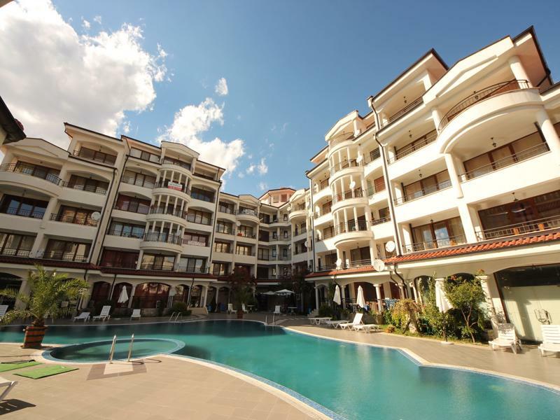 Menada Chateau Valon Apartment Sunny Beach Exterior photo